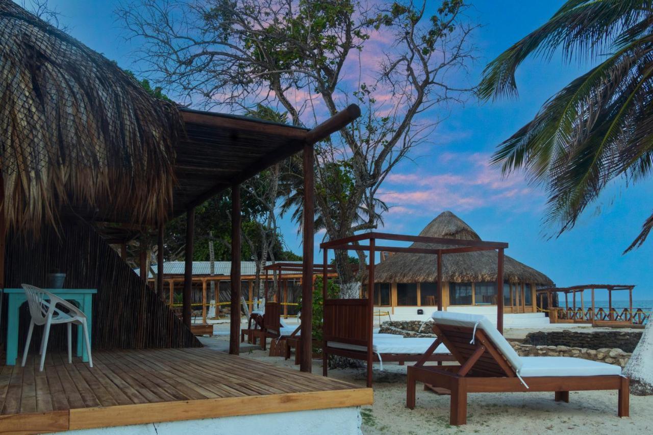 Hotel Sunsets Del Rosario Isla Grande  Exterior photo