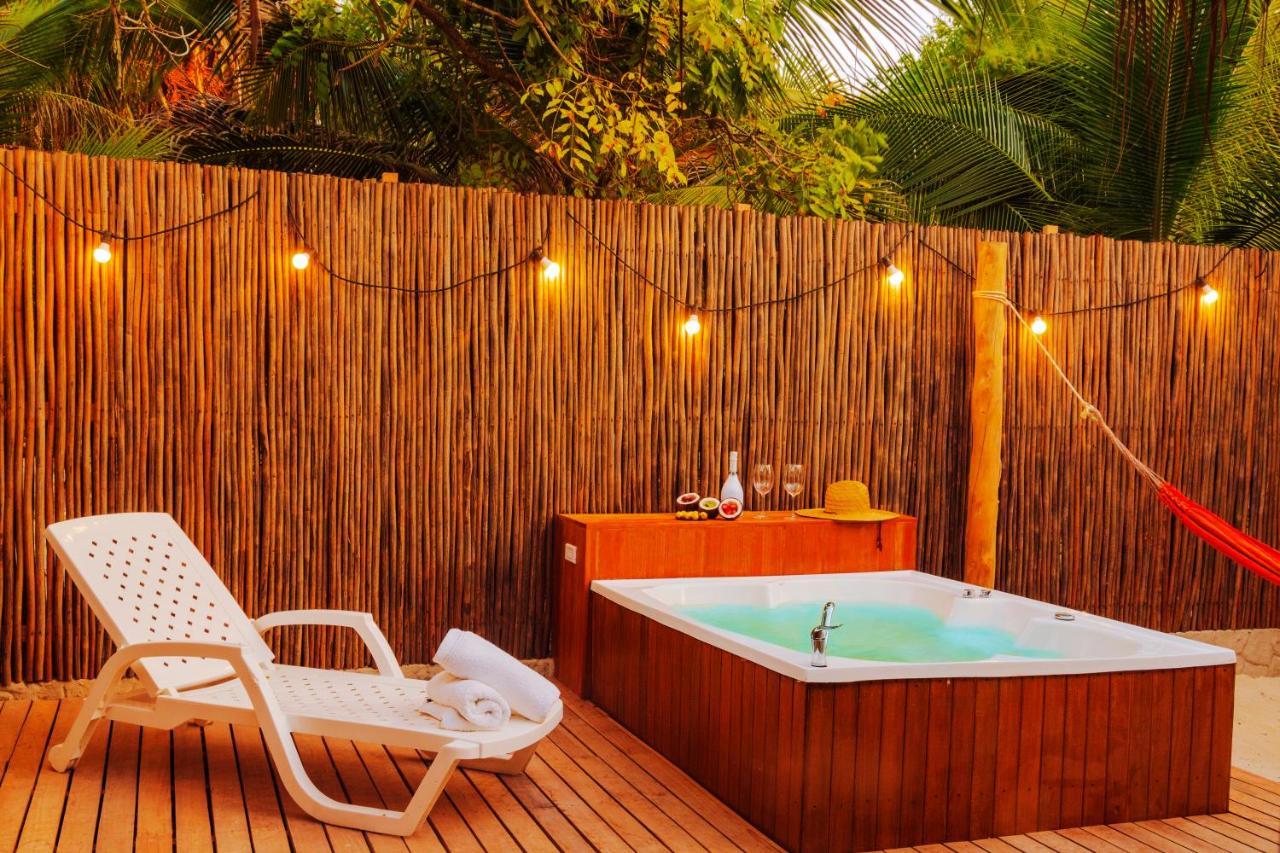 Hotel Sunsets Del Rosario Isla Grande  Exterior photo