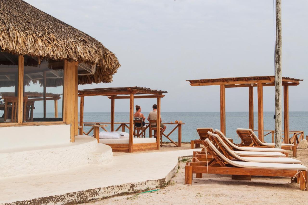 Hotel Sunsets Del Rosario Isla Grande  Exterior photo