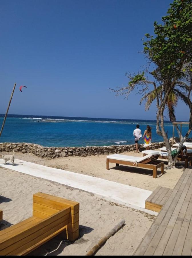 Hotel Sunsets Del Rosario Isla Grande  Exterior photo