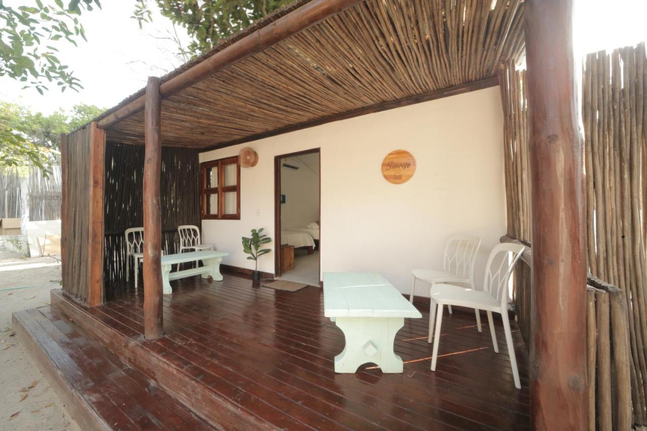 Hotel Sunsets Del Rosario Isla Grande  Exterior photo